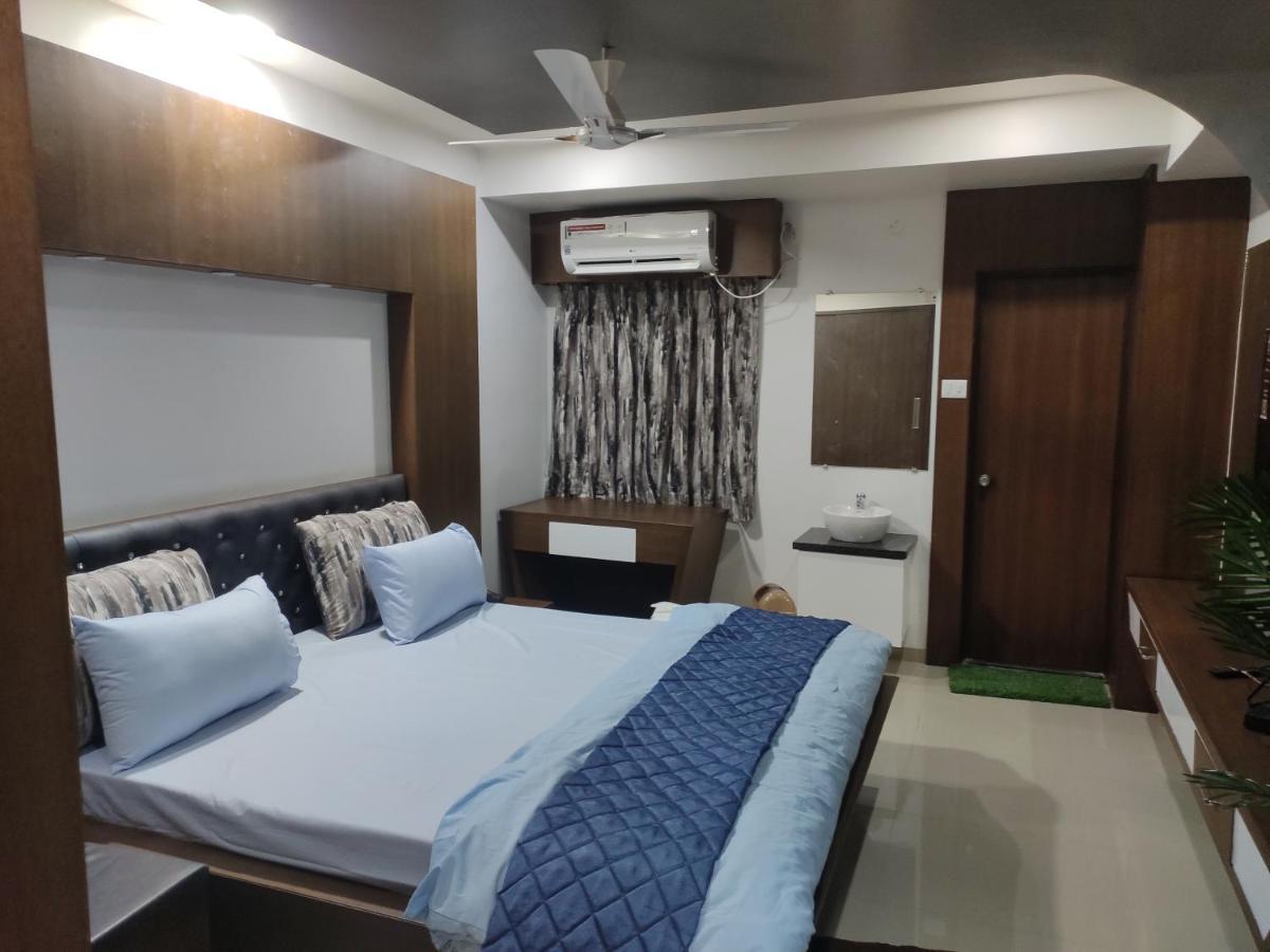 Hotel Bhakt Niwas Shegaon Exterior foto