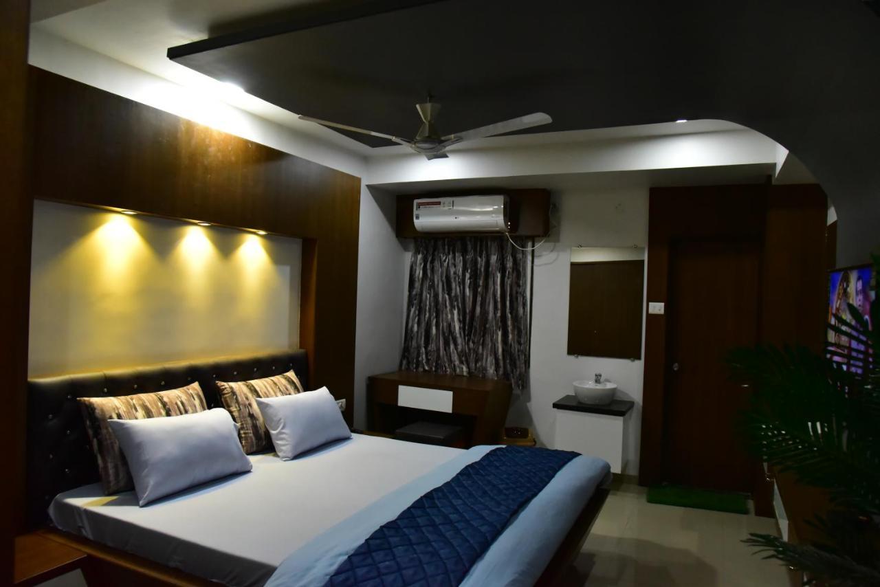 Hotel Bhakt Niwas Shegaon Exterior foto