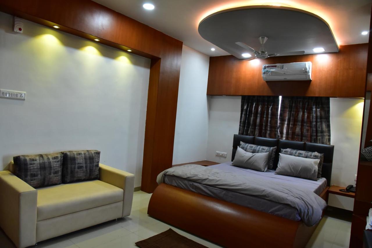 Hotel Bhakt Niwas Shegaon Exterior foto